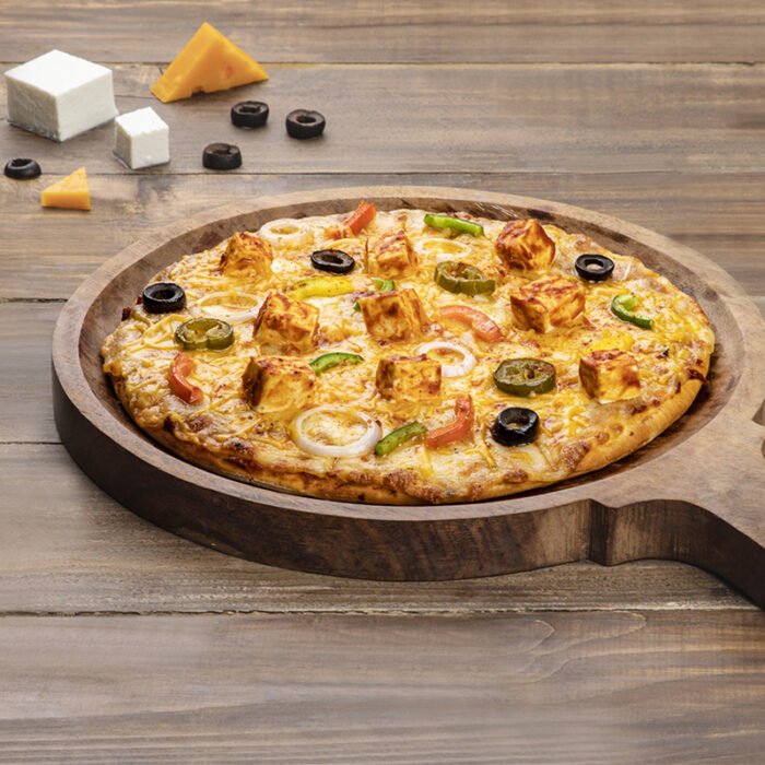 Peri peri paneer pizza